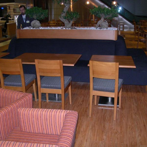 Antalya Havalimanı Dış Hatlar Via Cafe