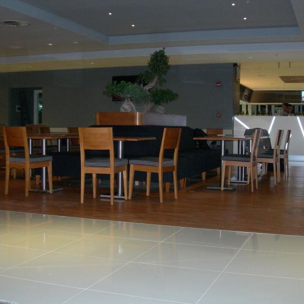 Antalya Havalimanı Dış Hatlar Via Cafe