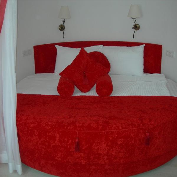 İzmir Beyond Hotel Odaları ve Genel Mekan Dekorasyonu