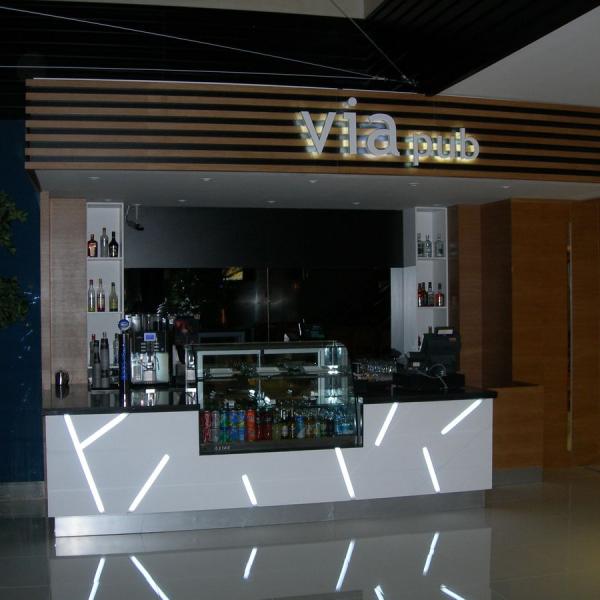 Antalya Havalimanı Dış Hatlar Via Cafe